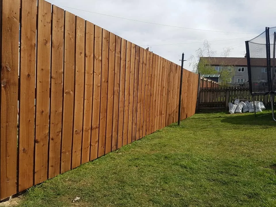 Long stretch of completed timber garden fencing
